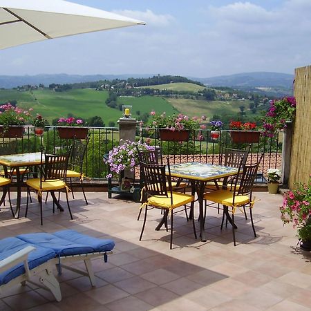 La Terrazza Fio...Rita Bed & Breakfast Ripa Luaran gambar